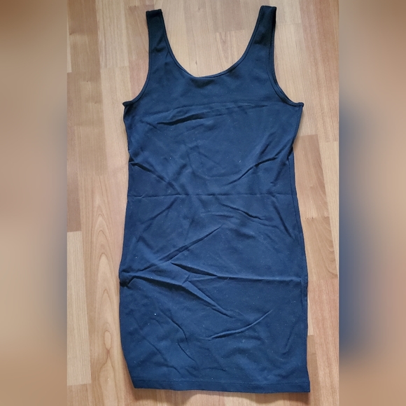 Forever 21 black tank dress - Picture 2 of 3